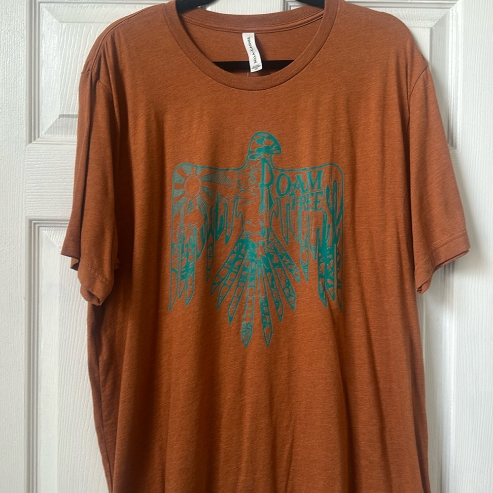 New Roam free tee